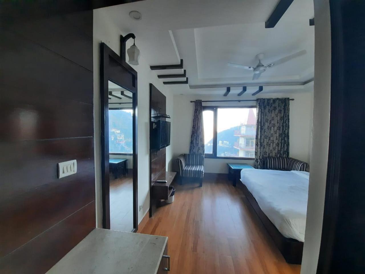 Basera Hotel Mussoorie Esterno foto