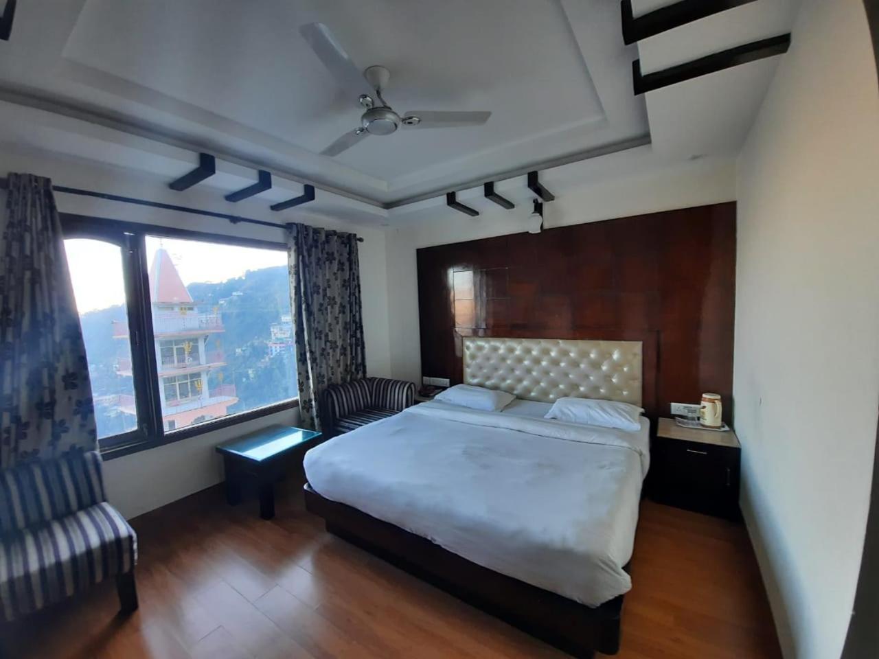 Basera Hotel Mussoorie Esterno foto