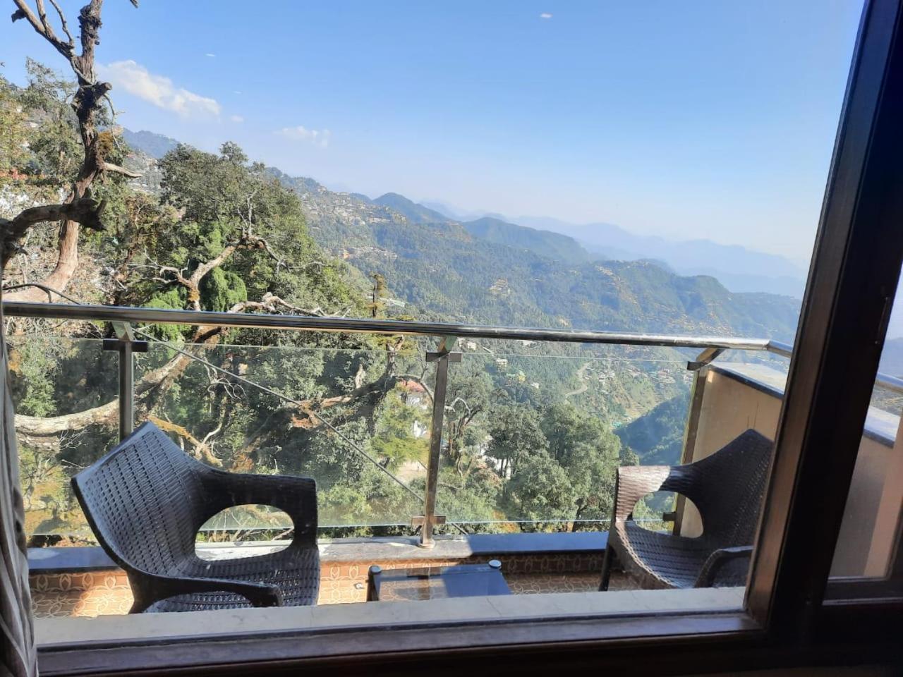 Basera Hotel Mussoorie Esterno foto