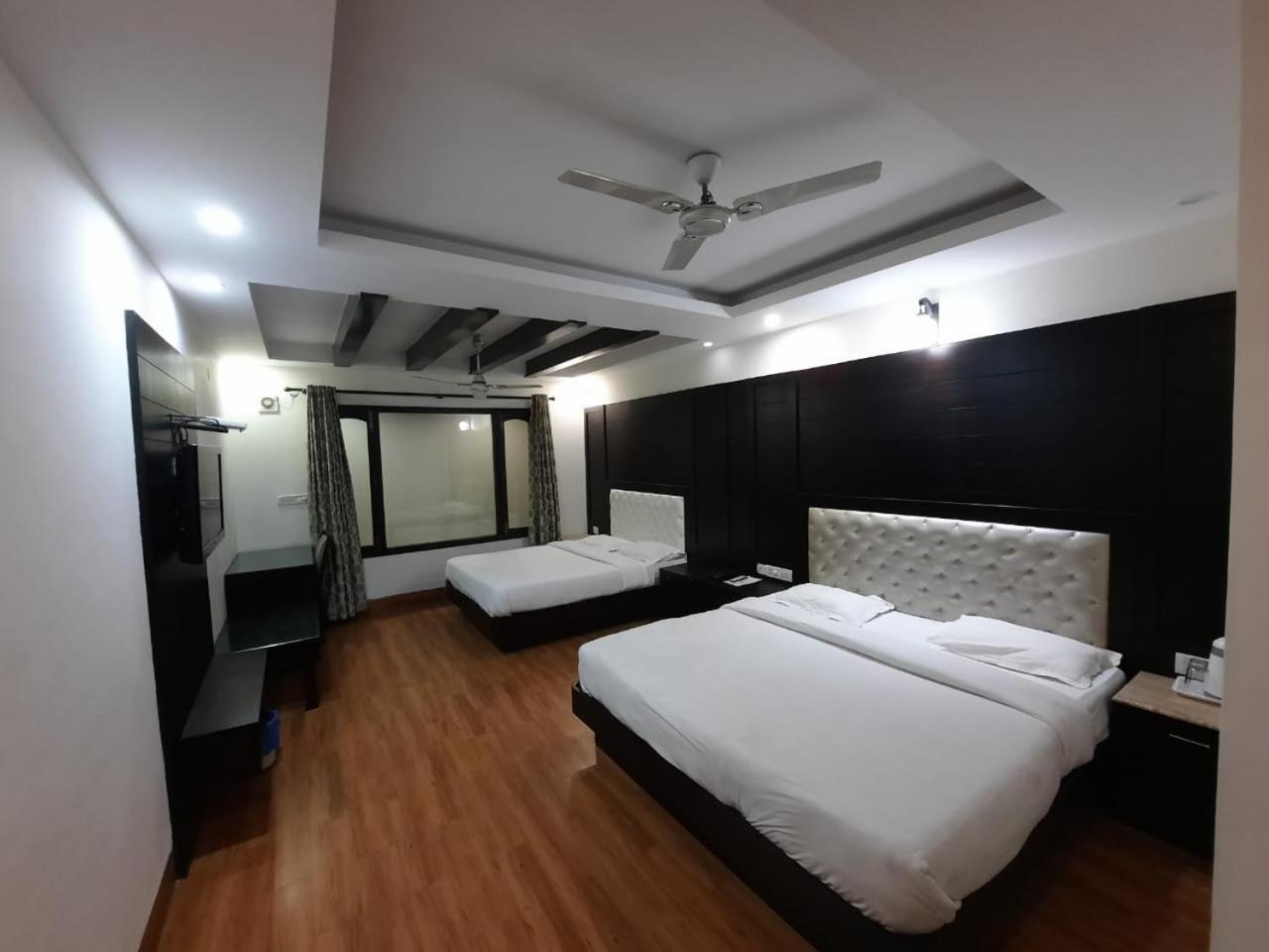 Basera Hotel Mussoorie Esterno foto