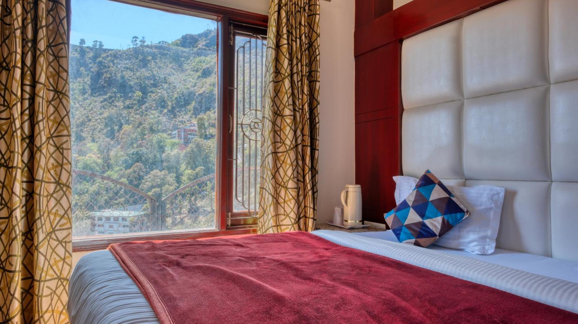 Basera Hotel Mussoorie Esterno foto