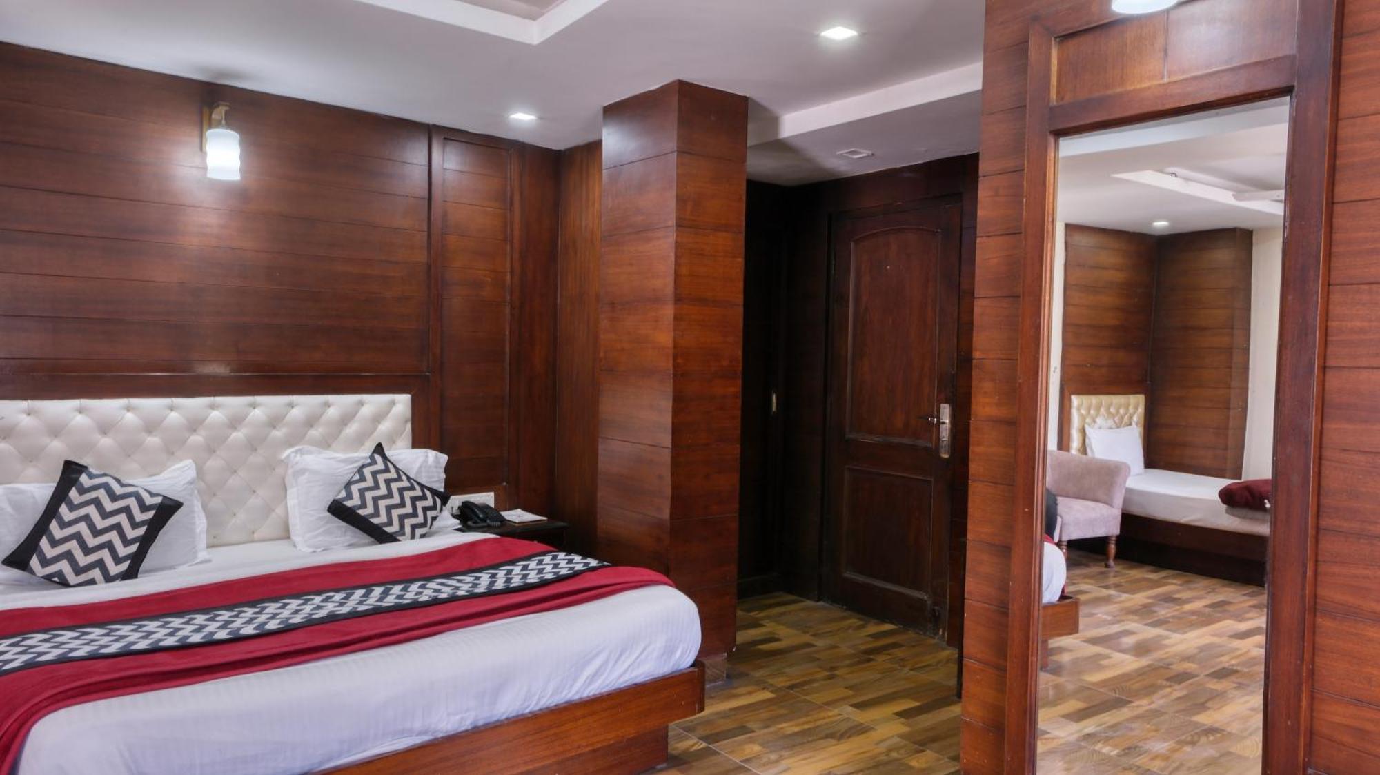 Basera Hotel Mussoorie Esterno foto