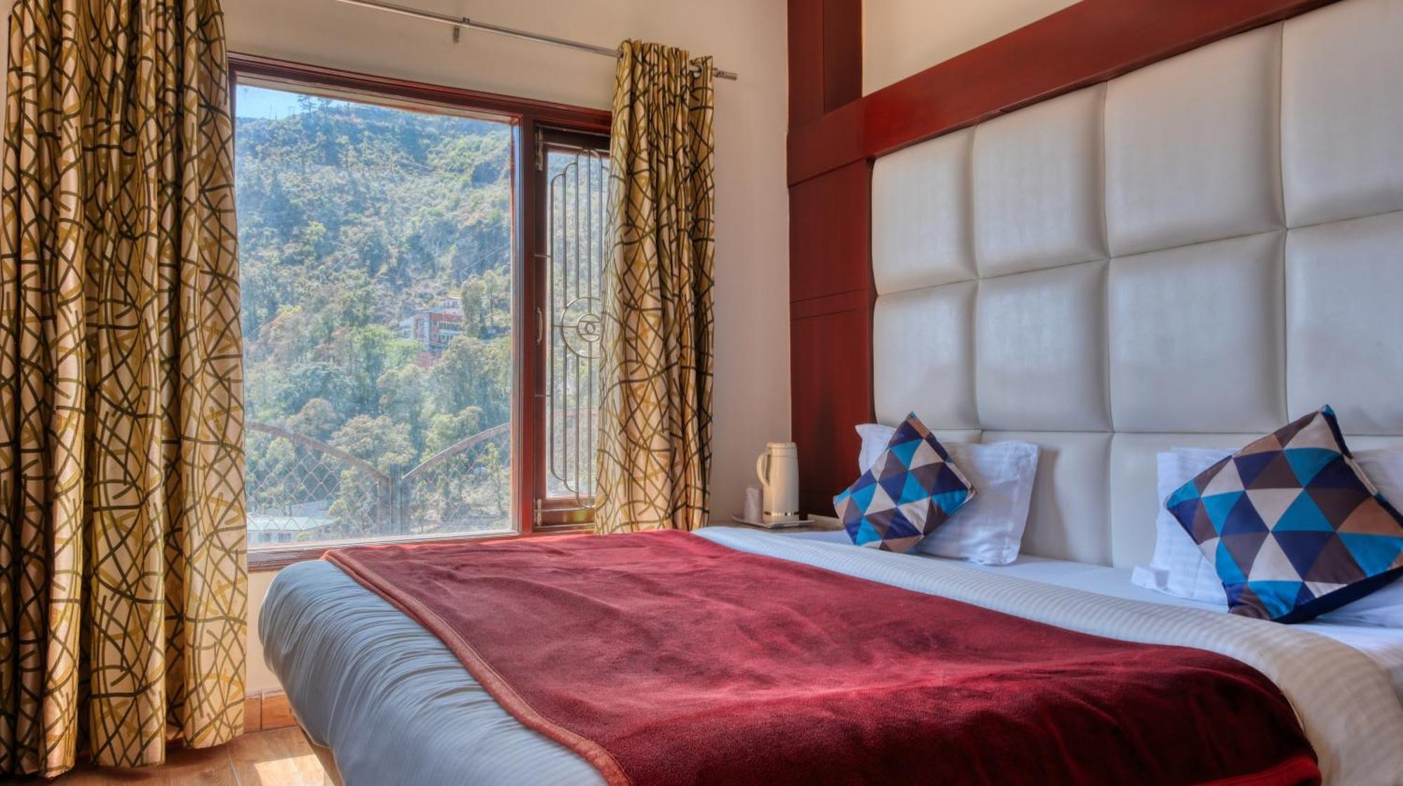 Basera Hotel Mussoorie Esterno foto