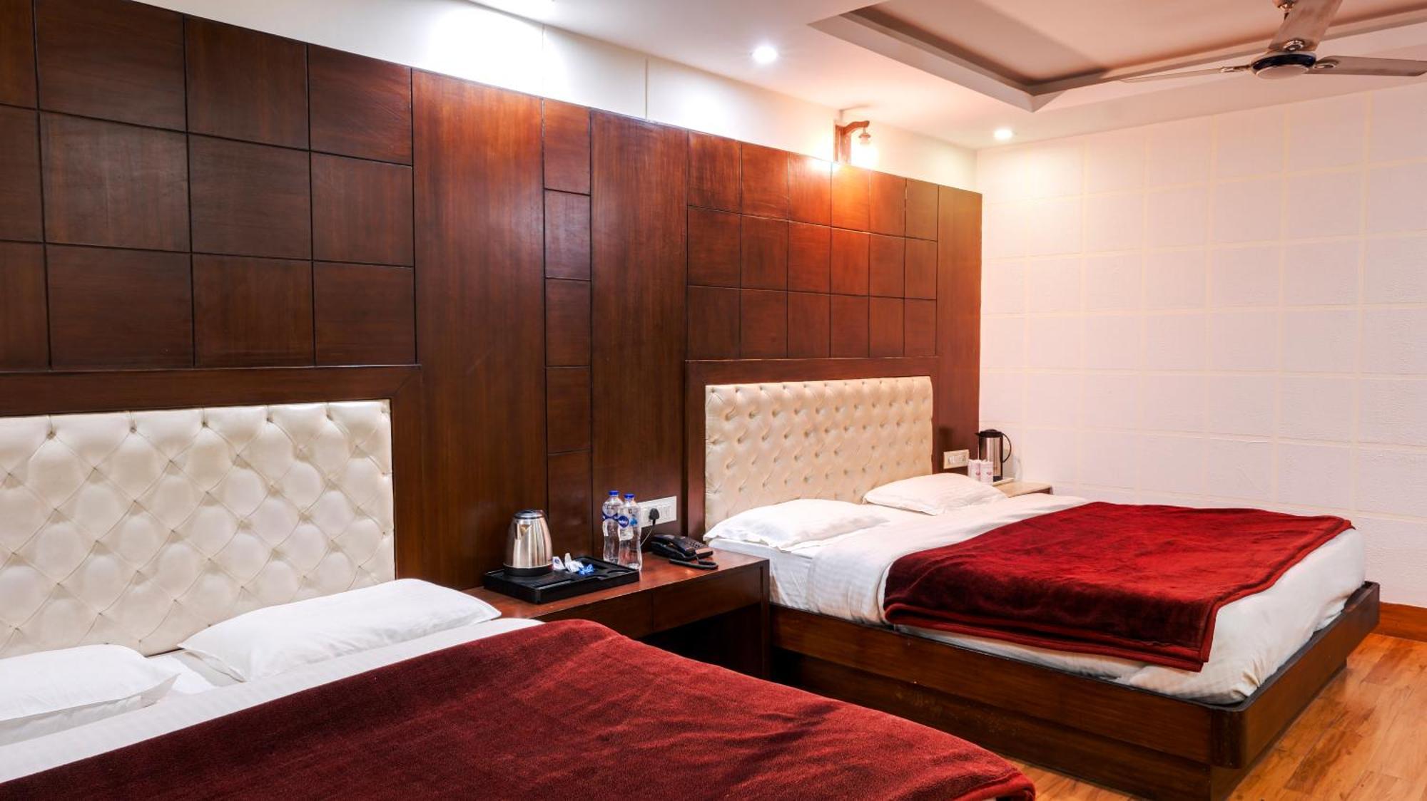 Basera Hotel Mussoorie Esterno foto
